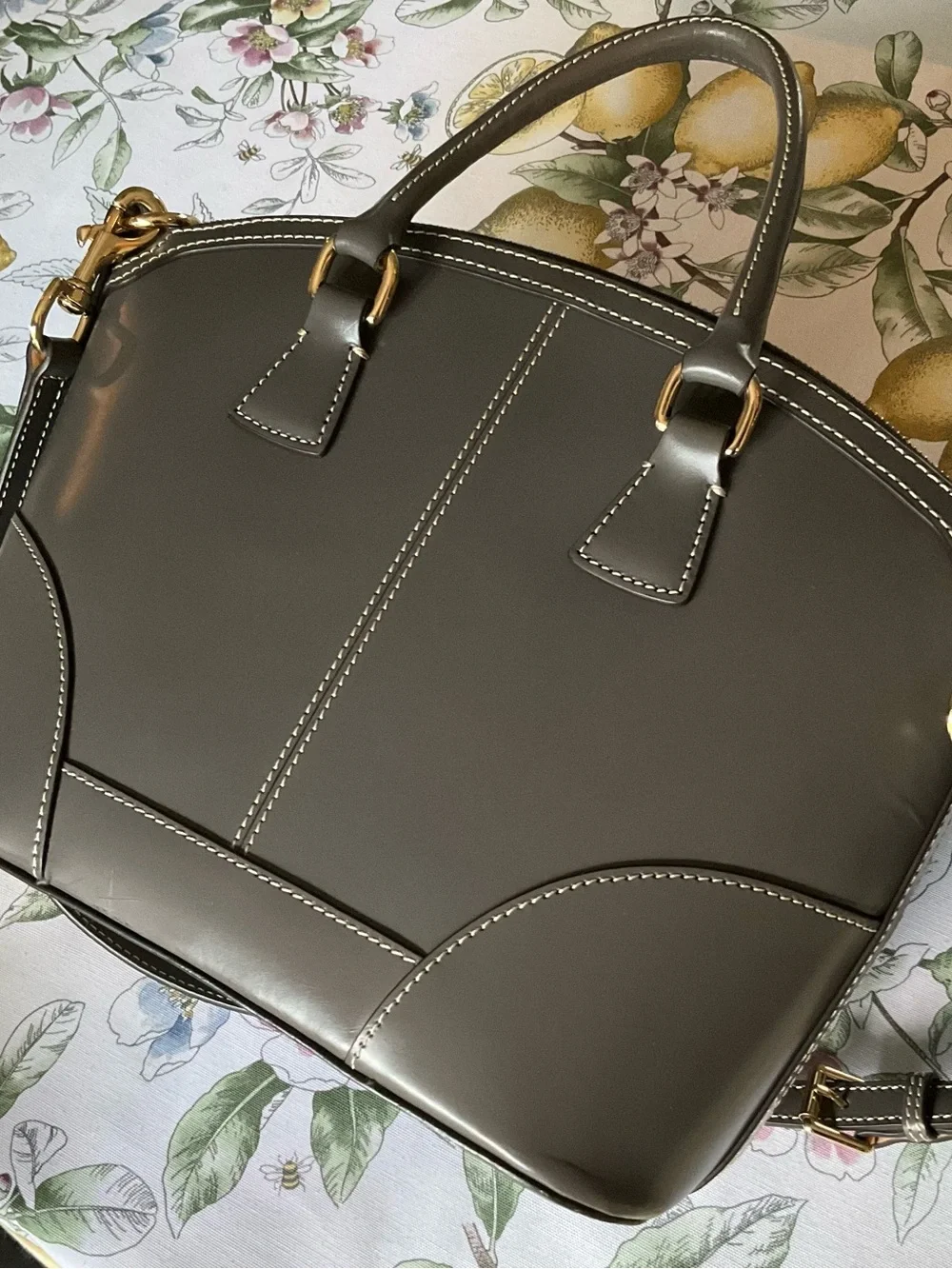 Dooney & Bourke Leather Handbag & Matching Wallet Set